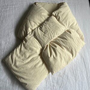 NWOT Madewell x Buffy Puffer Pull-Through Muffler Scarf in Antique Cream